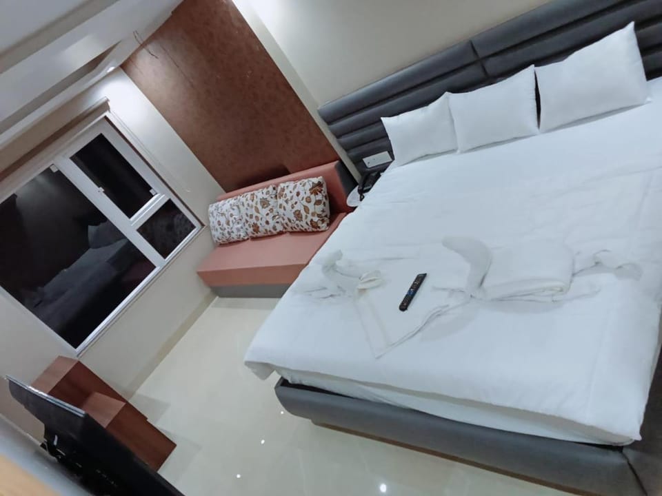 Kiwi Inn Hotel, Ujjain Hotel in India