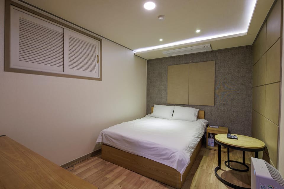 LEBROWN Stay Hotel in Seoul