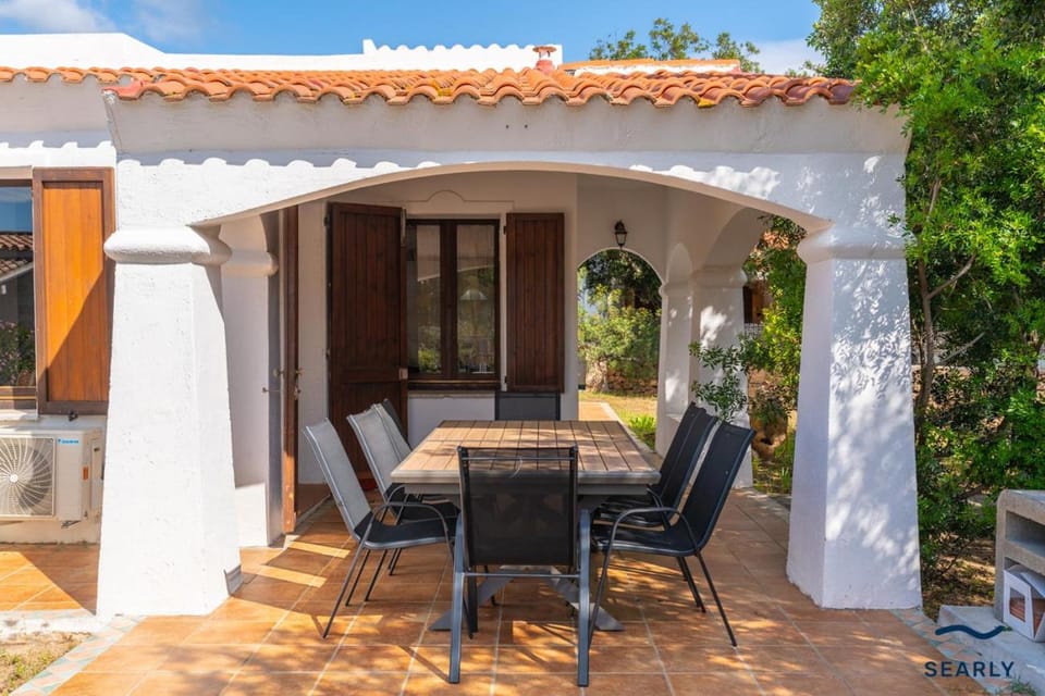 Villetta Dante - By Searly Villa in Sardinia