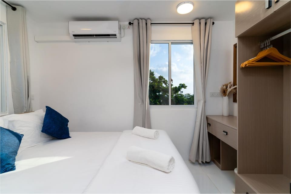 Bed, Photo of the whole room, Bedroom, towels, wardrobe, air conditioner
