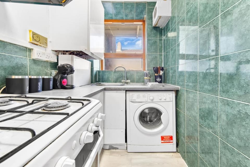 Kitchen or kitchenette, dishwasher, minibar, pet friendly, toaster, washing machine
