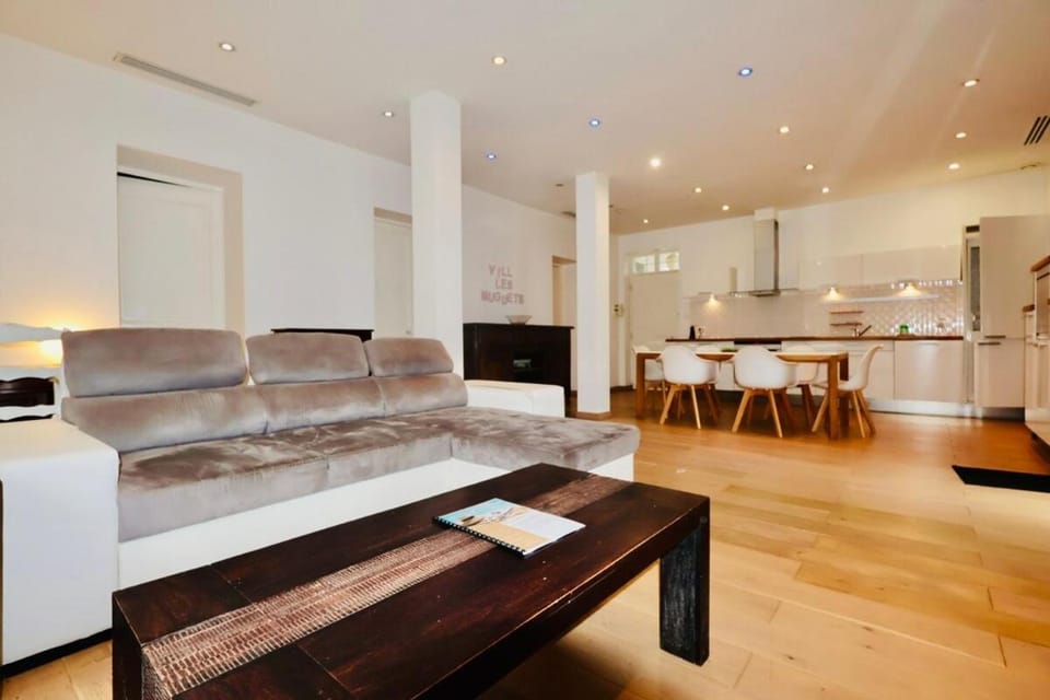 Les Muguets - Apt Standing 4 Prs - clim, parking Apartment in Antibes