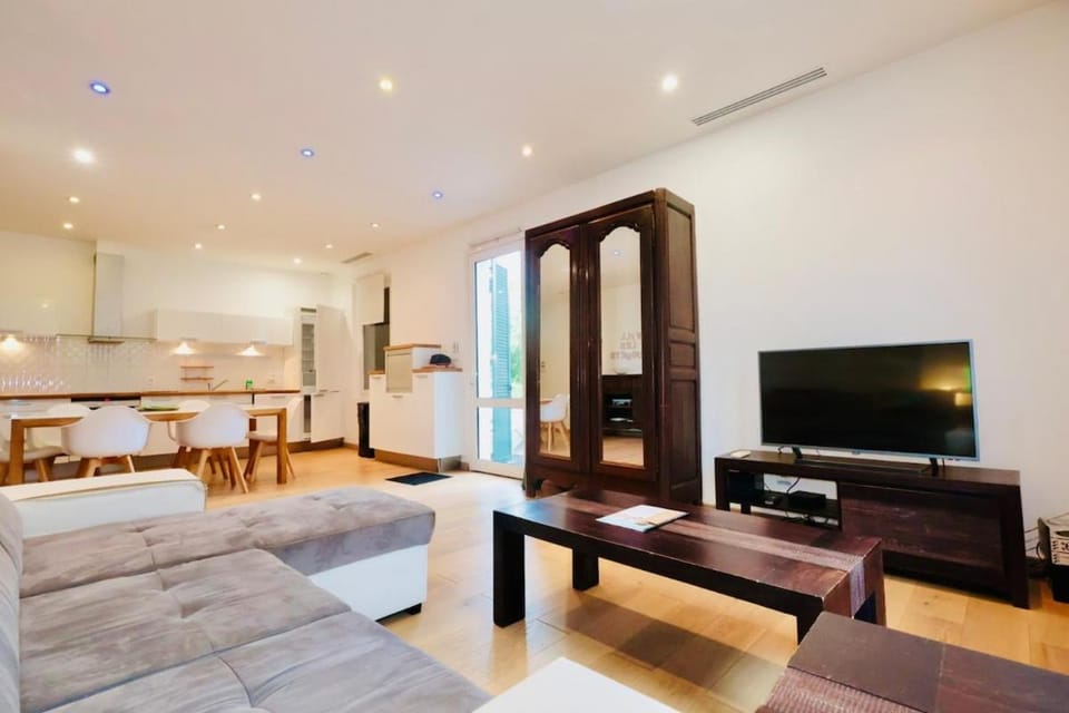 Les Muguets - Apt Standing 4 Prs - clim, parking Apartment in Antibes