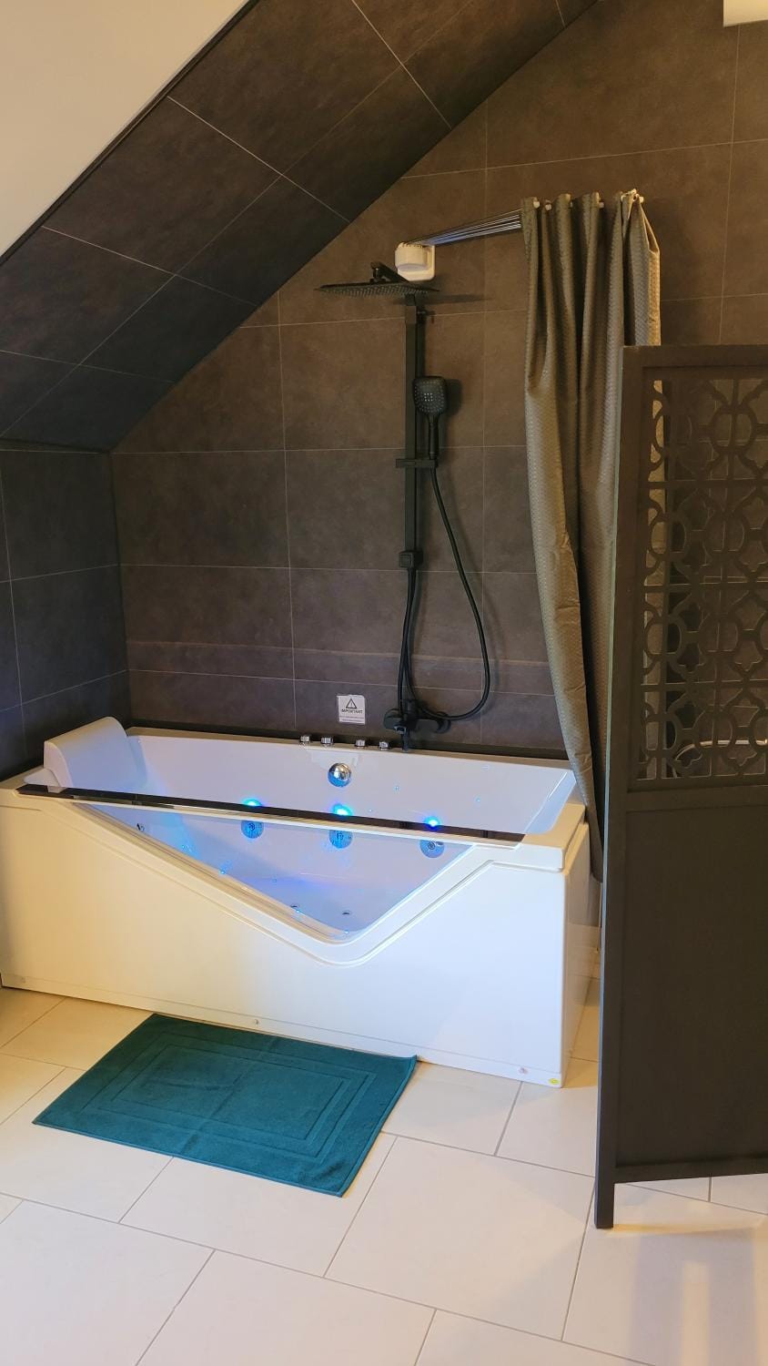 Shower, Bathroom, Bath