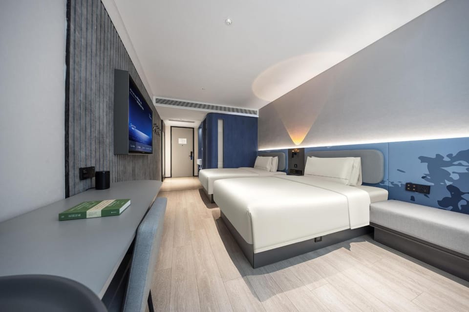 Atour Light Hotel Nanjing South Railway Station North Square Hotel in Nanjing