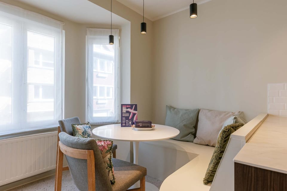 Casiola - Modern family flat steps from the sea Apartment in Knokke-Heist