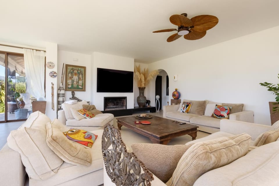 Property building, Living room