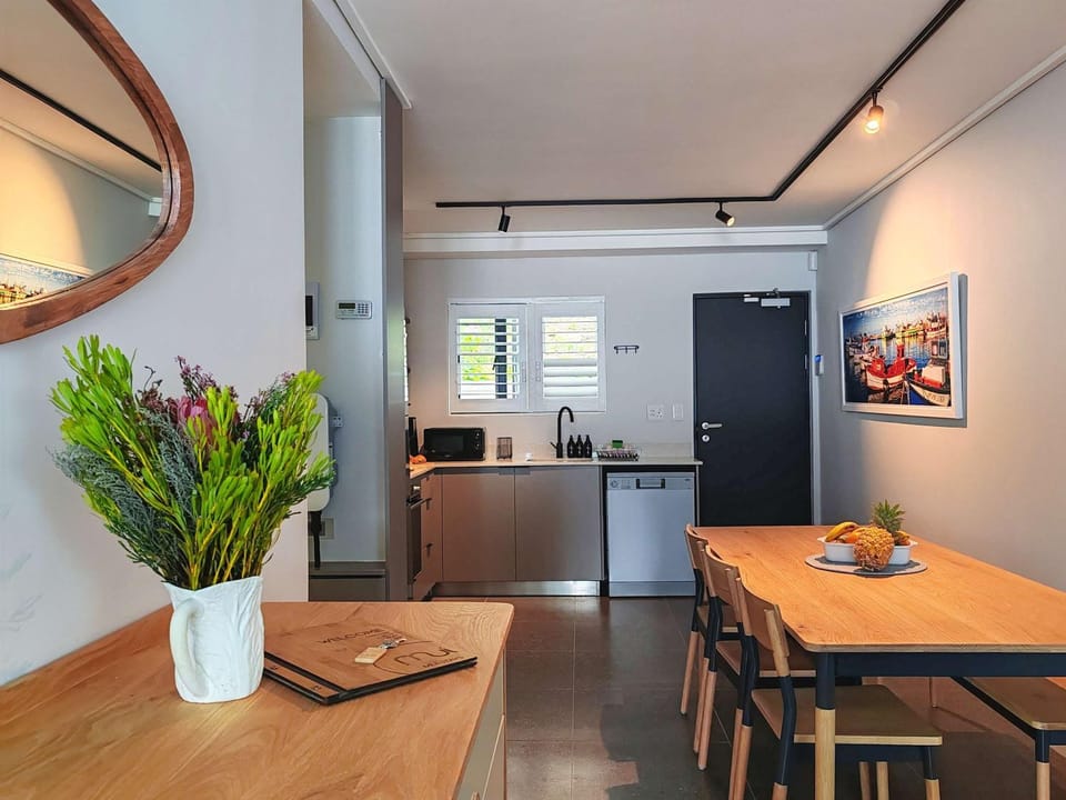 Wavescapes Bayview Bliss Apartment in Cape Town