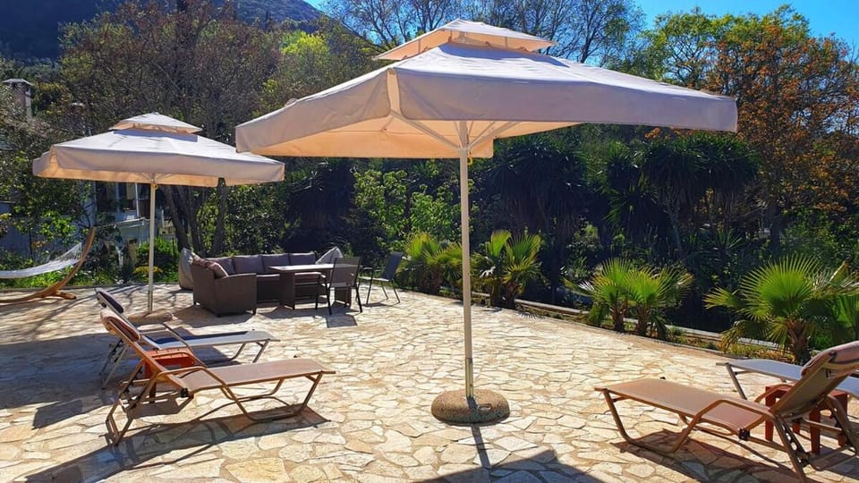 Patio, Spring, Natural landscape, Garden, Balcony/Terrace, Garden view, sunbed