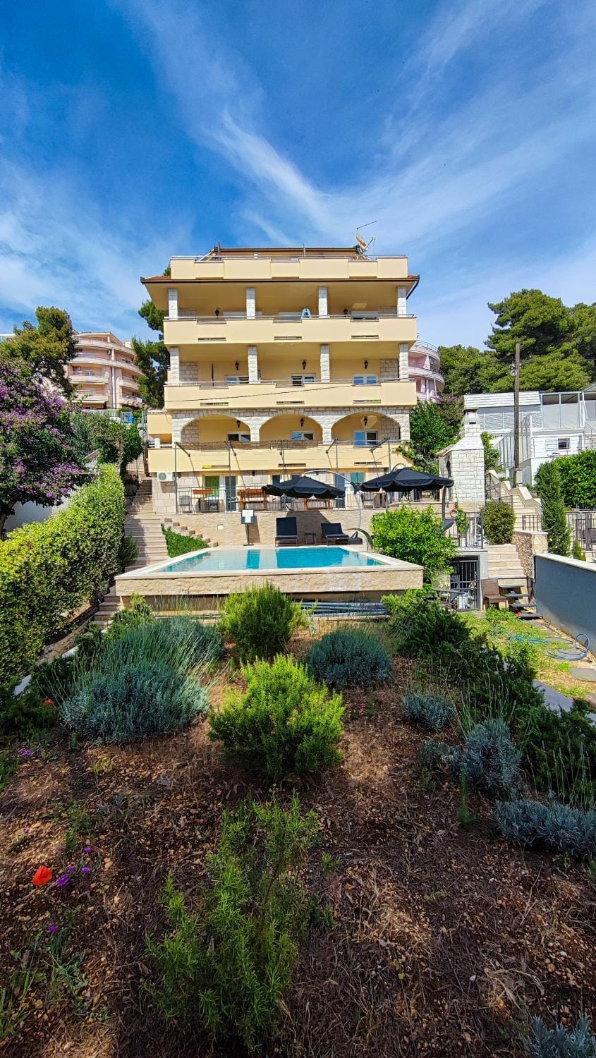 Property building, Swimming pool