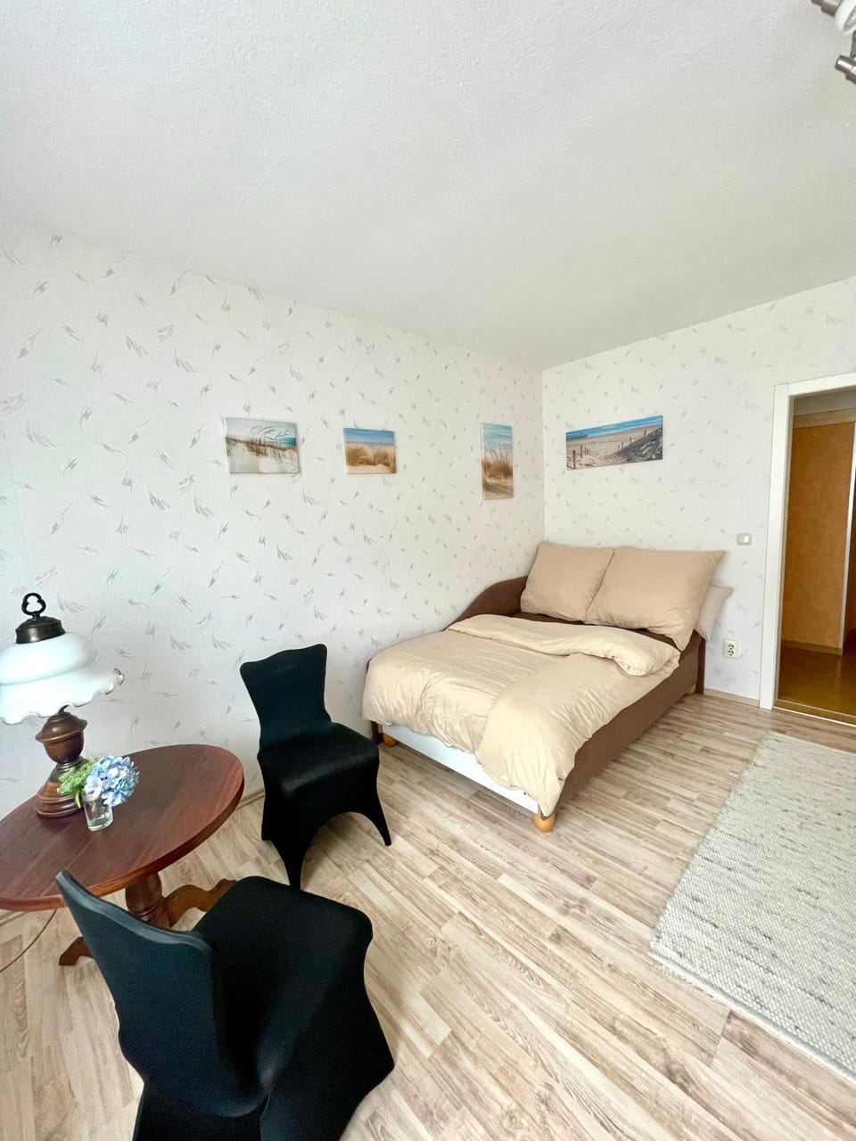 Im Zentrum von Ludwigslust entspannt wohnen, Entdecken Sie den Park und das Schloss oder Schwerin mit seinem Weltkulturerbe und die nahegelegene Ostsee Bed and Breakfast in Mecklenburg-Vorpommern, Germany