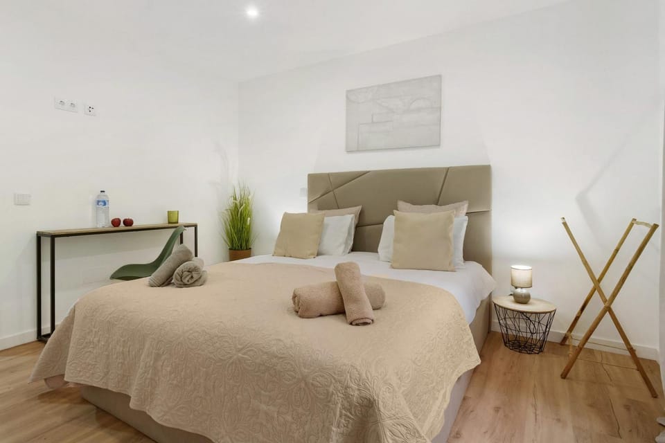 Living room, Bedroom
