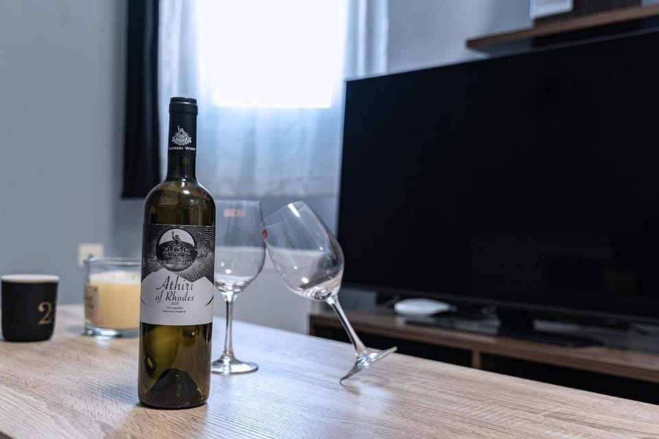 TV and multimedia, Food and drinks, Evening entertainment, Drinks, Alcoholic drinks