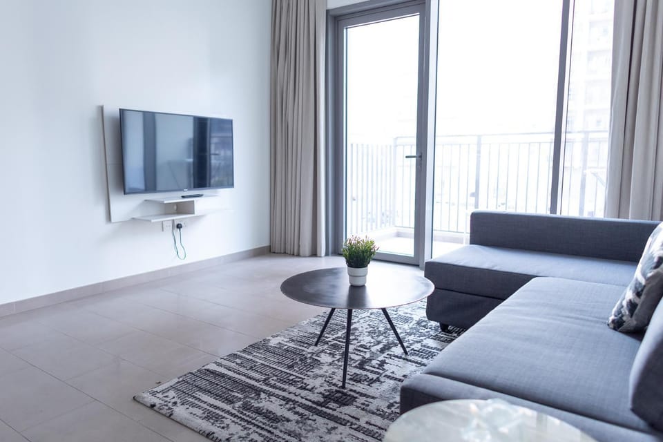 Park Heights 2 Dubai Hills 1BR by Happy Season Apartment in Dubai