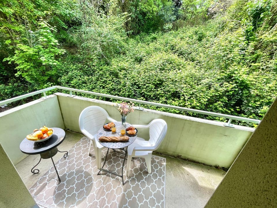 Patio, Spring, Day, Natural landscape, View (from property/room), Balcony/Terrace, Balcony/Terrace, Garden view