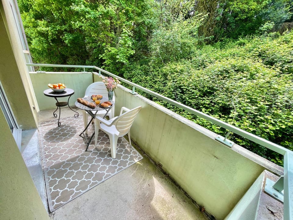 Patio, Spring, Day, View (from property/room), Balcony/Terrace, Balcony/Terrace, Garden view