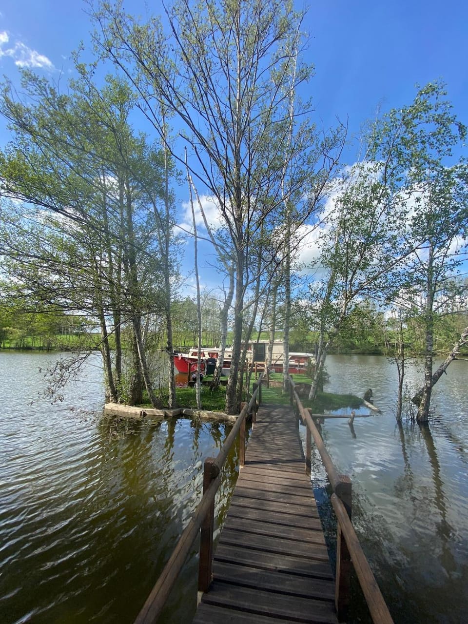 Les Pichies, Bateau insolite, Le Nathalie Nath Apartment in Bourgogne-Franche-Comté