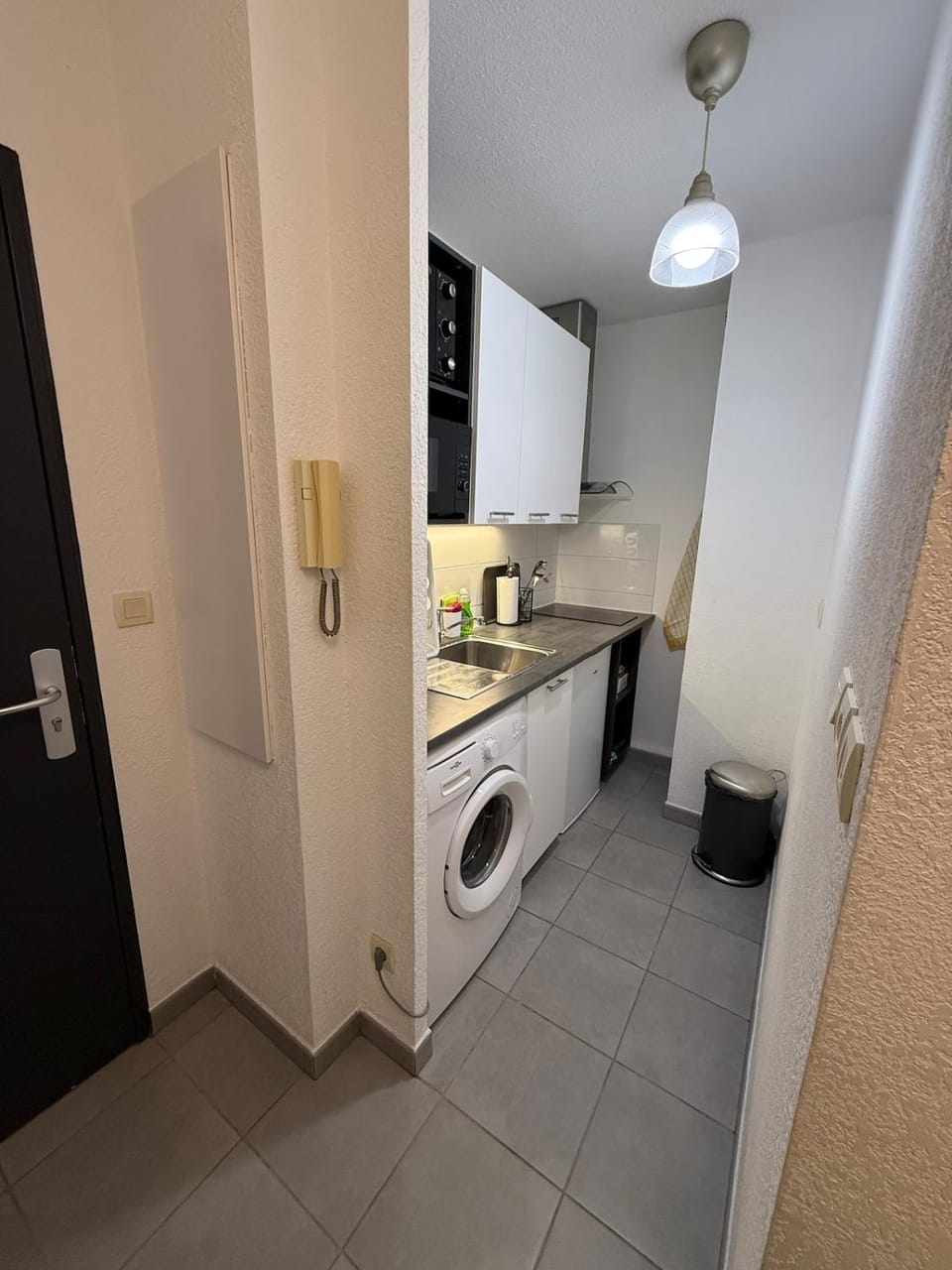 Charmant appartement moderne avec place de parking privative Apartment in Marseille