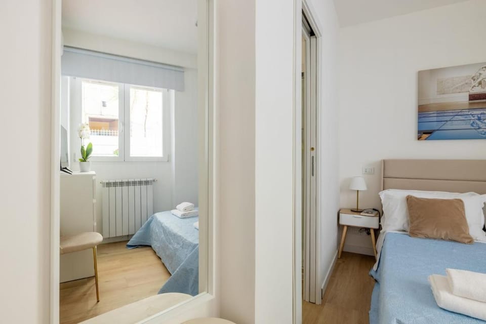 NOSTROMONDO-Elegant Suite with patio in Monti Parioli Apartment in Rome