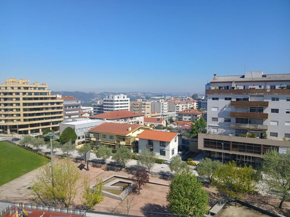 City view, Street view, Location