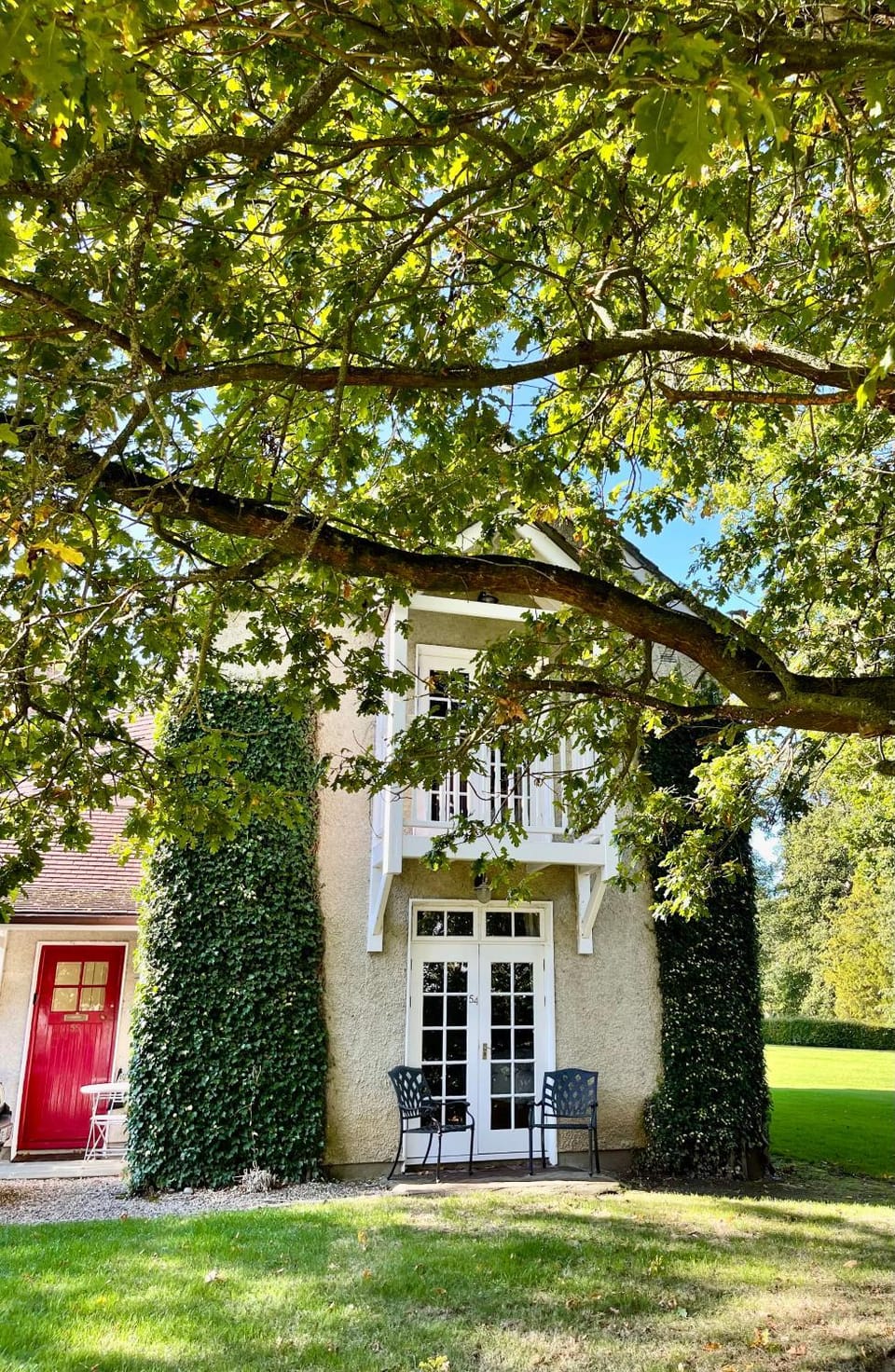 Rose Garden Lodge House in County Kilkenny