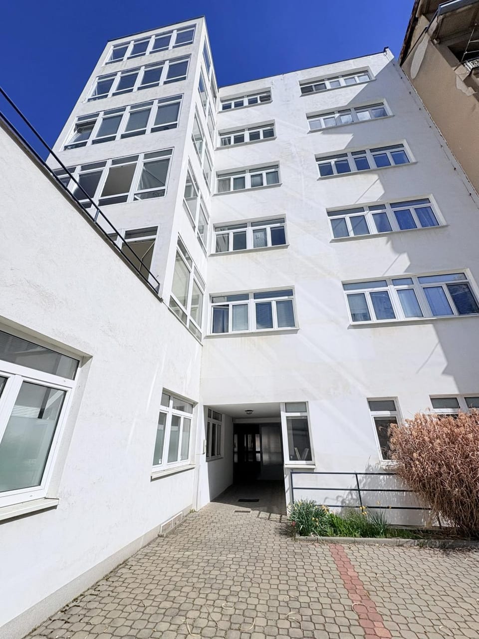Property building, Day