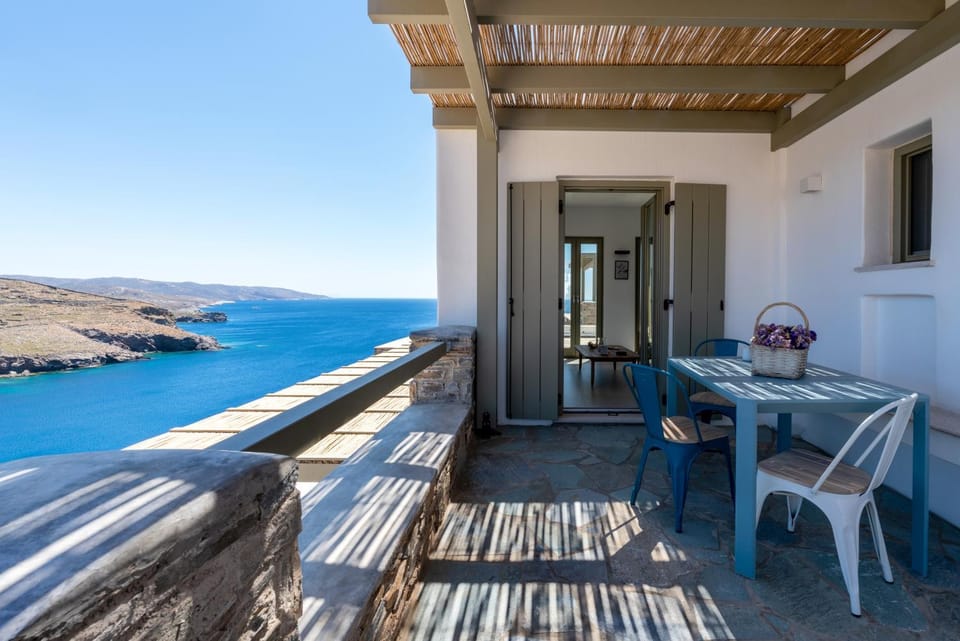 Petroto Apartment hotel in Kea-Kythnos