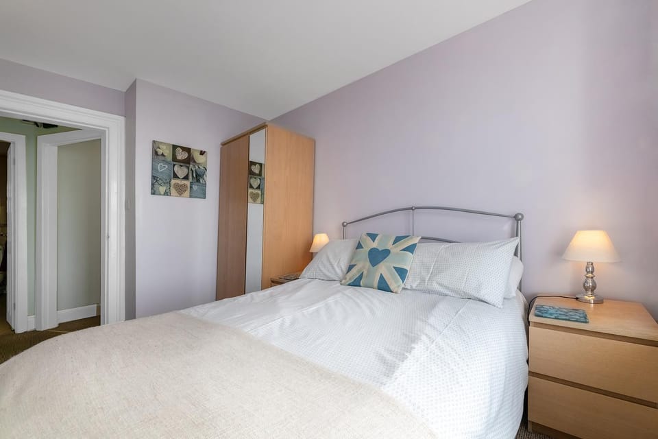 Bed, Bedroom, wardrobe