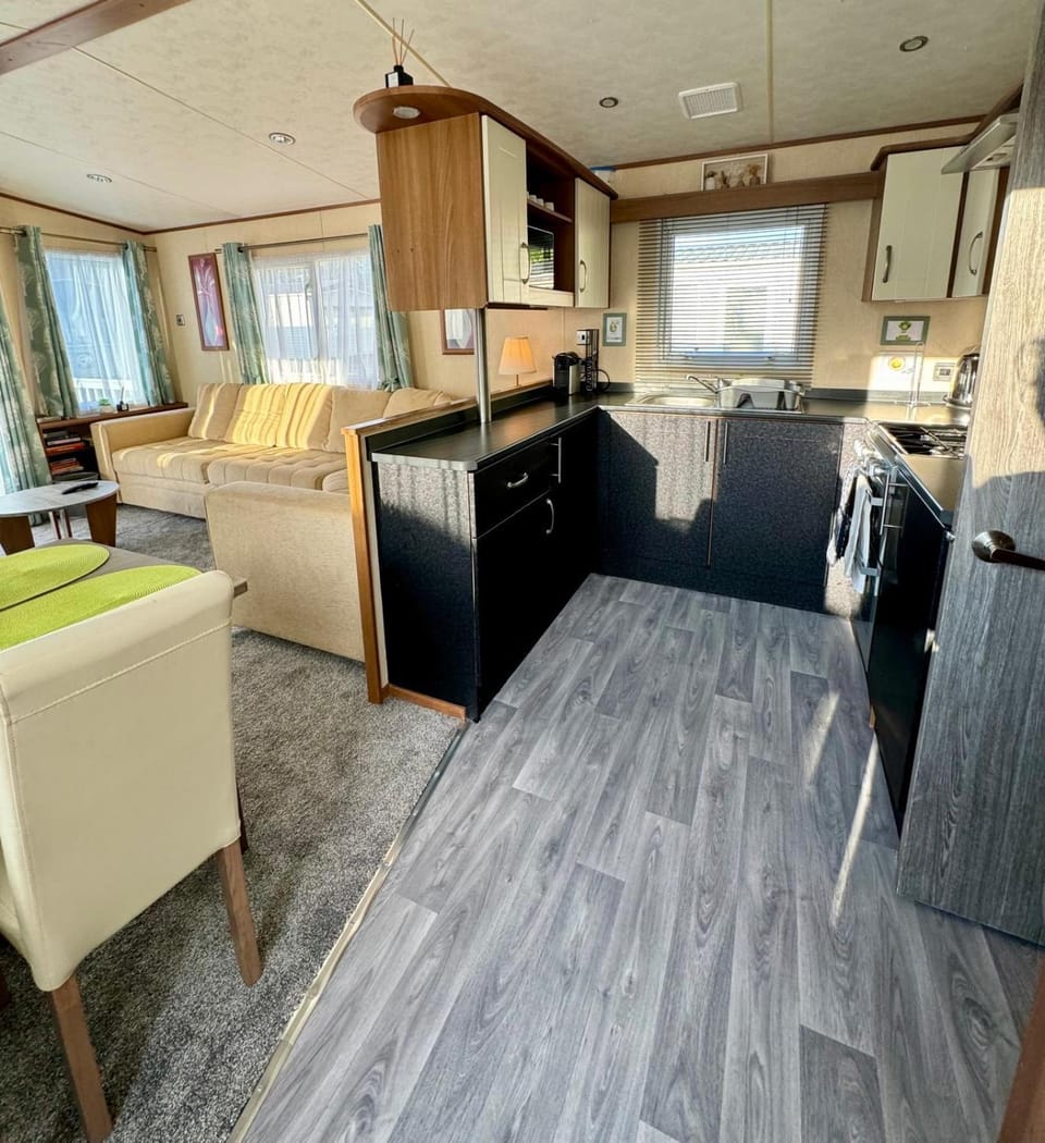 Tattershall Lakes 2 bedroom,6 berth Holiday home with hot tube Campground/ 
RV Resort in Tattershall