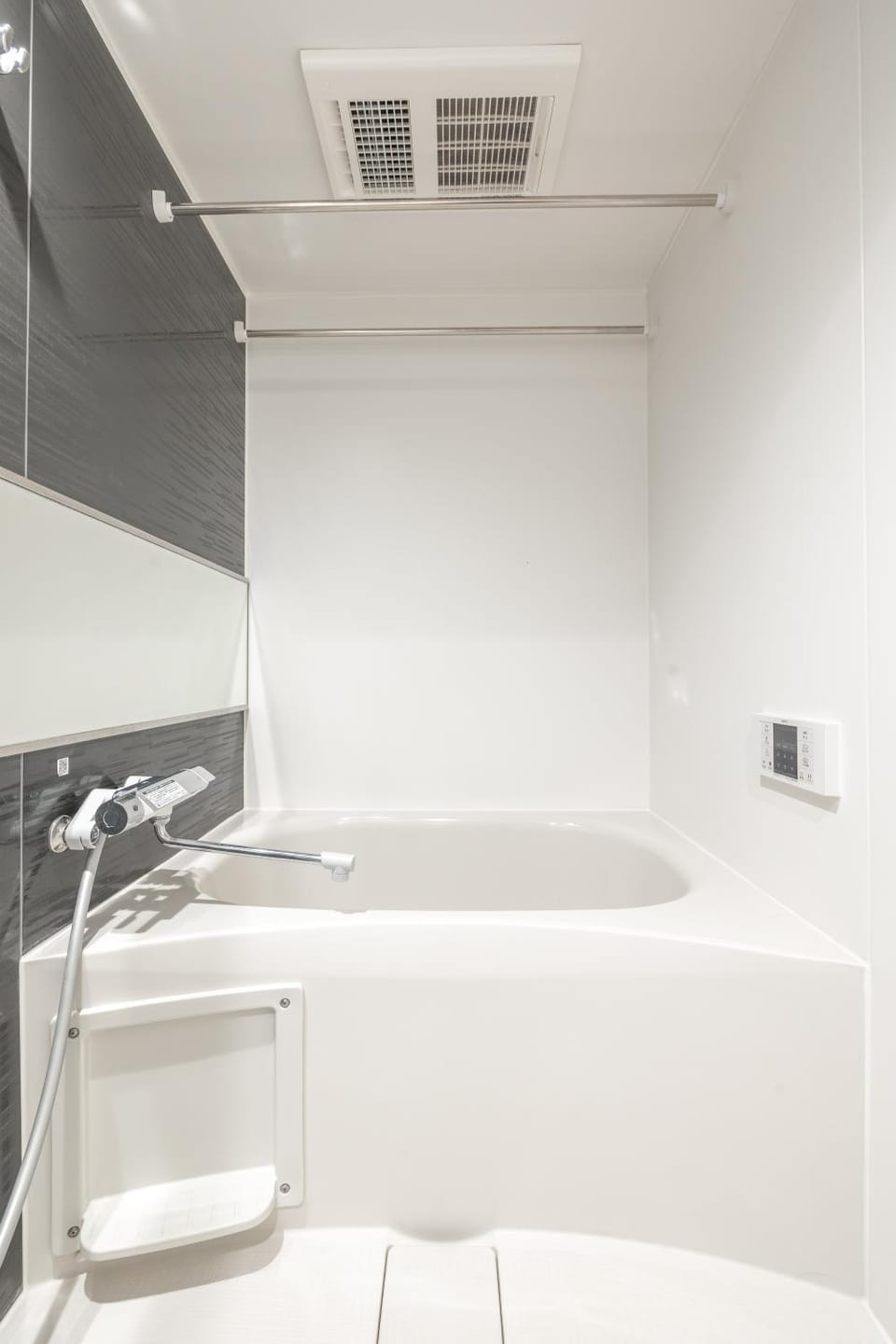 Shower, Bath