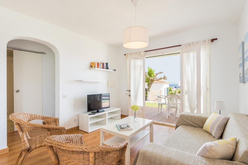 Apartamento Es Jardi by Escape Home Apartment in Arenal d'en Castell