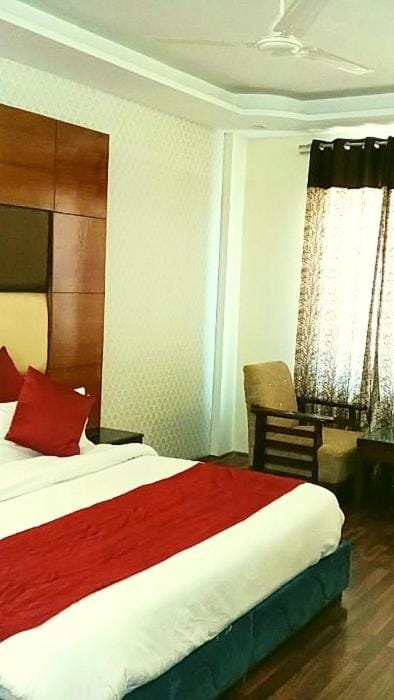 Mpple Mount View Hotel in Manali