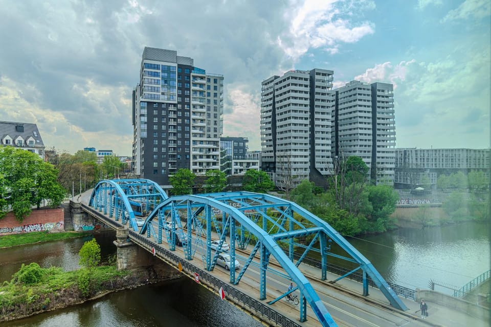 Property building, Day, Natural landscape, City view, River view