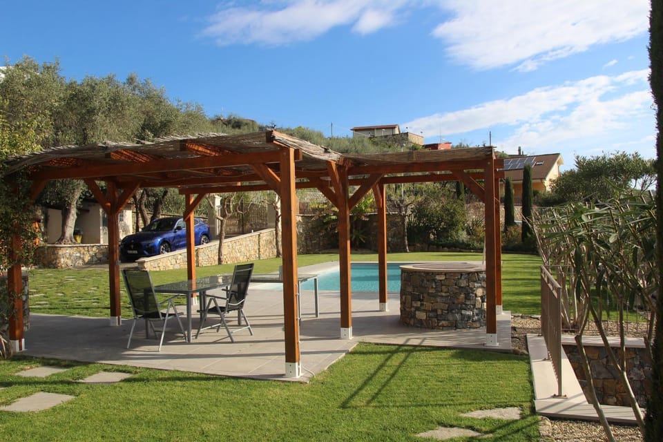 Villa Petra Villa in Imperia