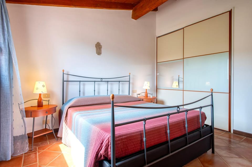 Property building, Living room, Bedroom