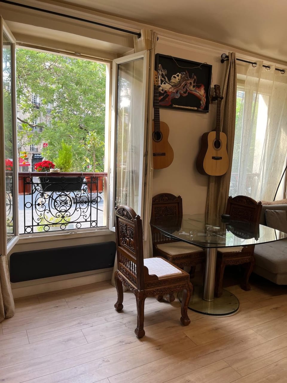 Beautiful 3-room, Porte Saint-Cloud, Paris Apartment in Paris