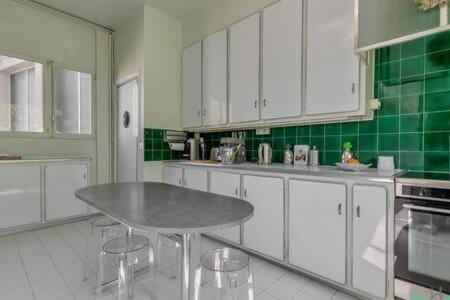 Massenet - CI - PREMIUM Elegant family nest Apartment in Paris