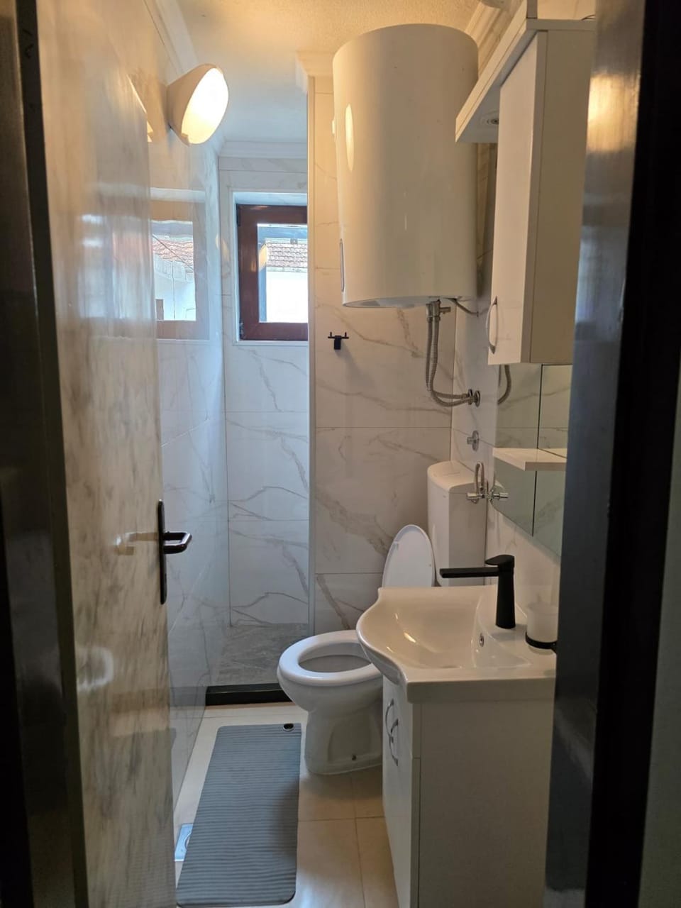 Studio Lanterna in a seaside house Apartment in Dobrota