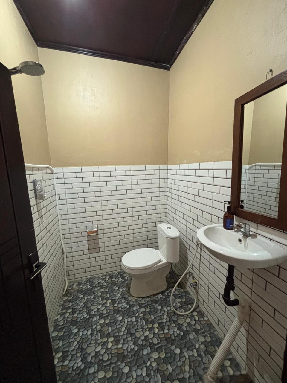 Bale Inn Ekas Lombok, walk to the wave Vacation rental in West Nusa Tenggara, Indonesia