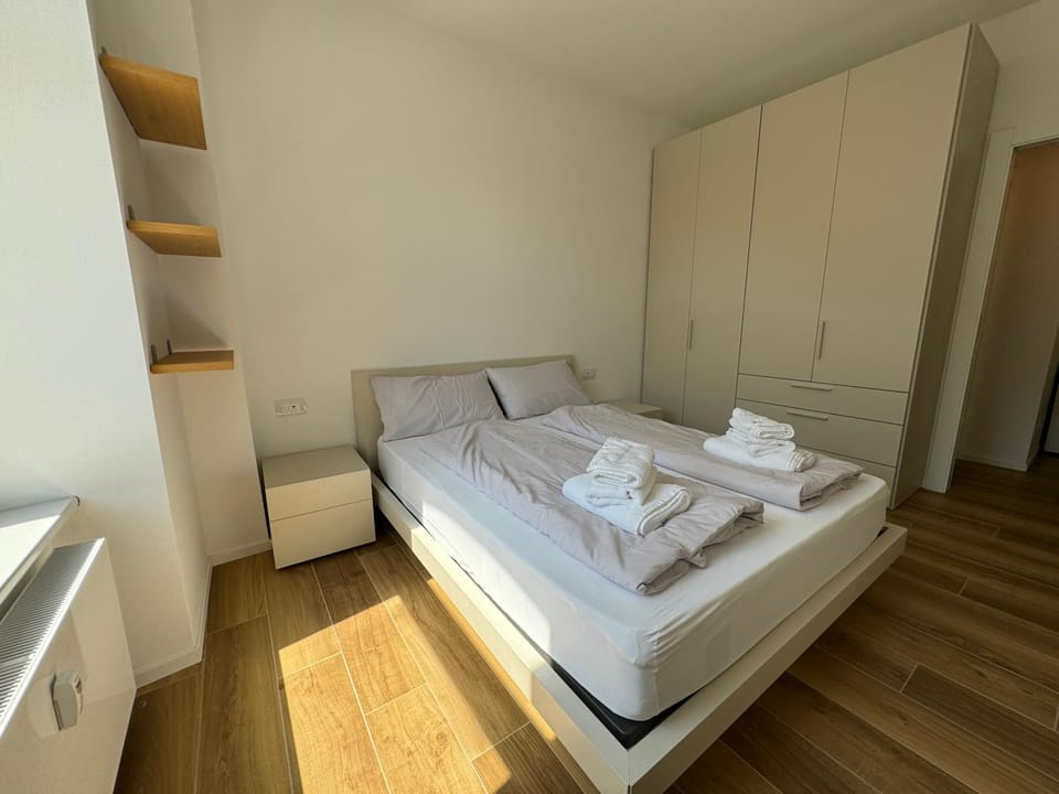 Bed, Bedroom, wardrobe