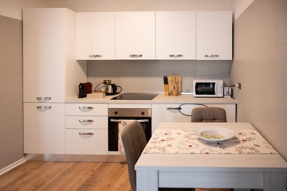 Paolina's Sweet Home - 5 min dalla Stazione dei treni Apartment in Province of Brescia