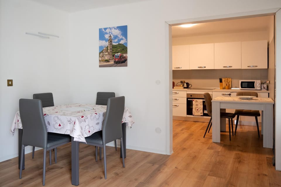 Paolina's Sweet Home - 5 min dalla Stazione dei treni Apartment in Province of Brescia