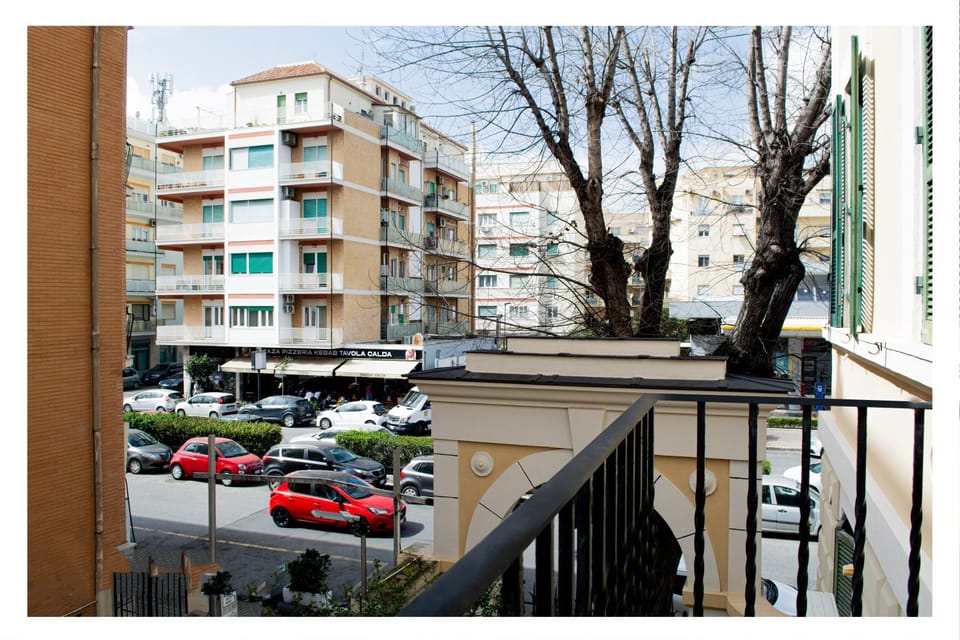 Property building, City view