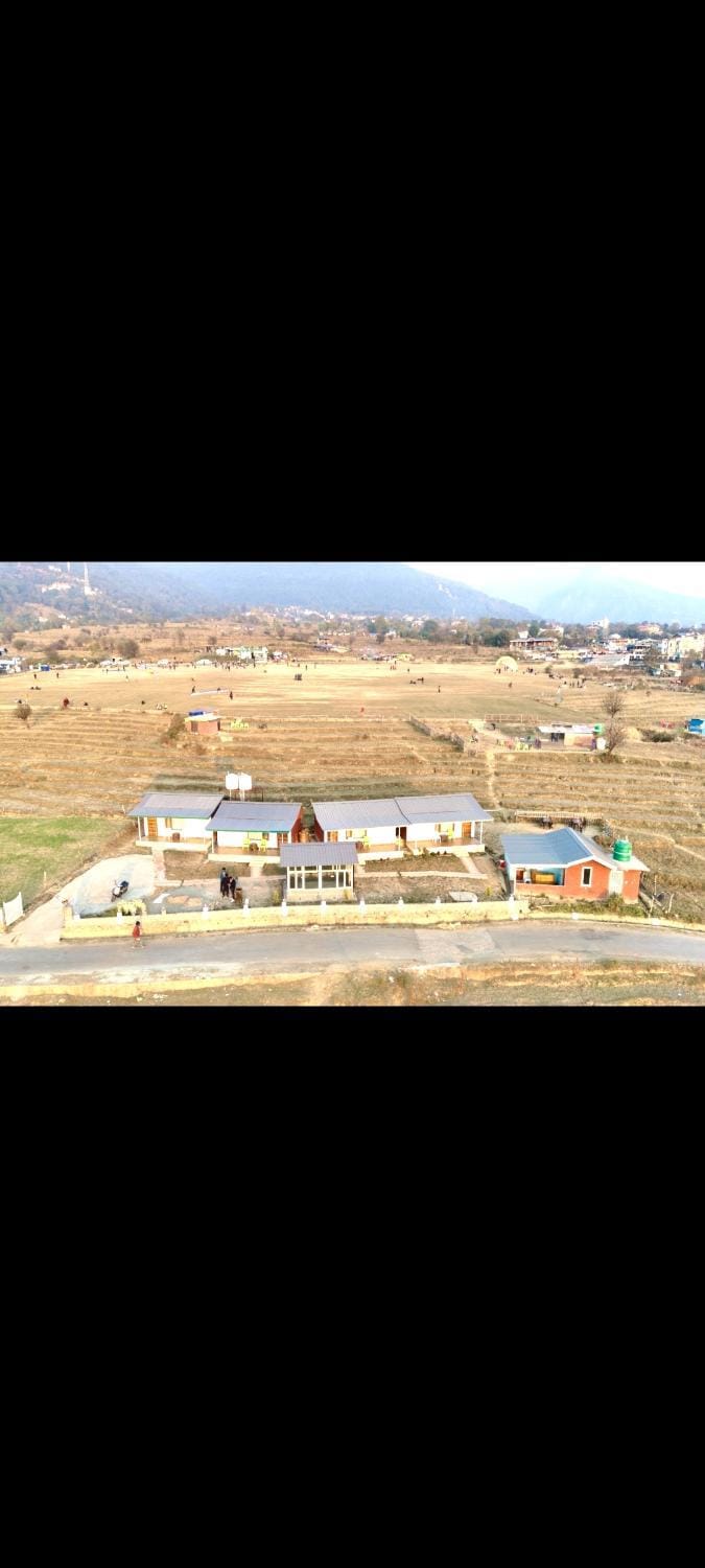 Sunshine Cottages Resort in Himachal Pradesh