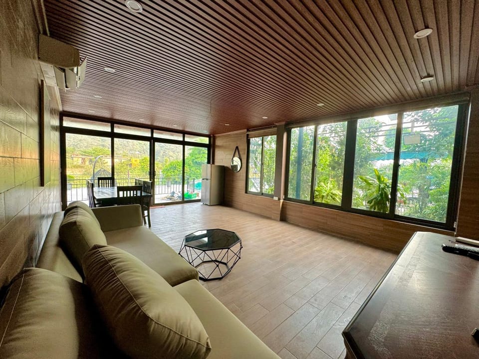 Lucky View T1 - Hồ Đồng Đò Apartment in Hanoi
