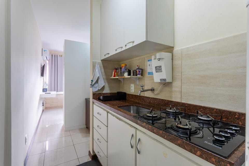 Caribe Center 203 - Studio completo no Sudoeste, com garagem privativa, Wi-Fi rápido, cozinha equipada 7 min da Esplanada - By Hospede Fácil Apartment in State of Goiás