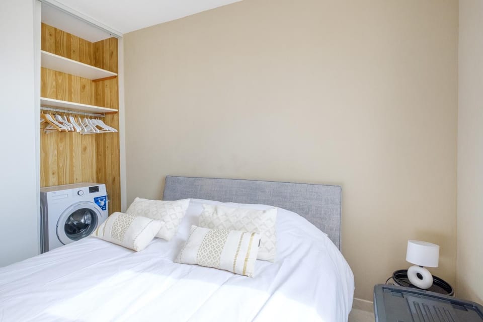 Living room, Bedroom