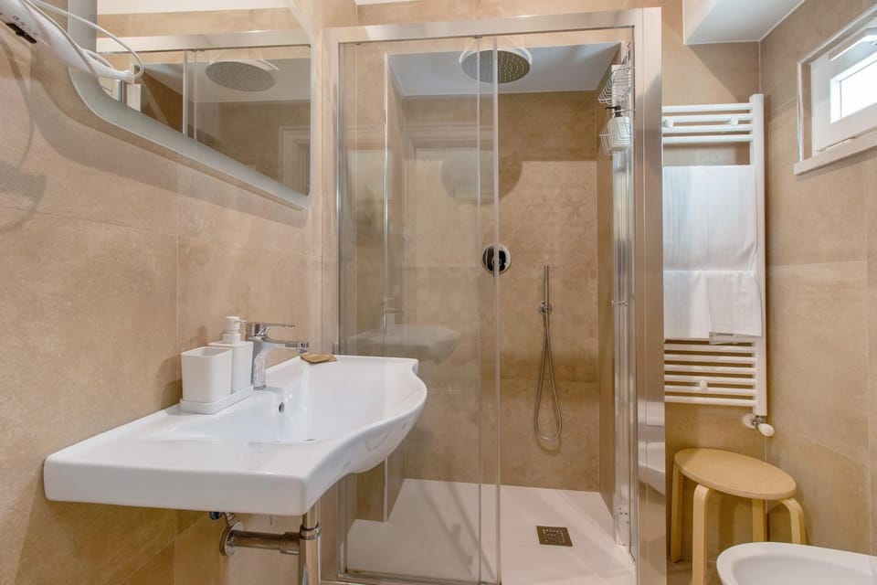 Bathroom, Living room
