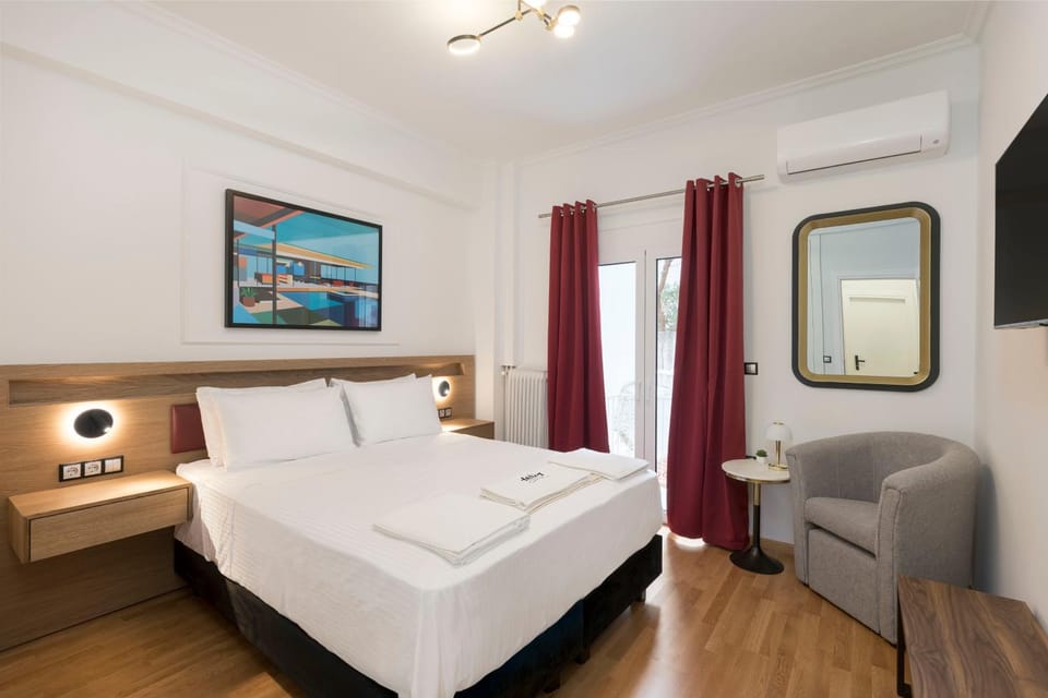 Bed, TV and multimedia, Bedroom, air conditioner