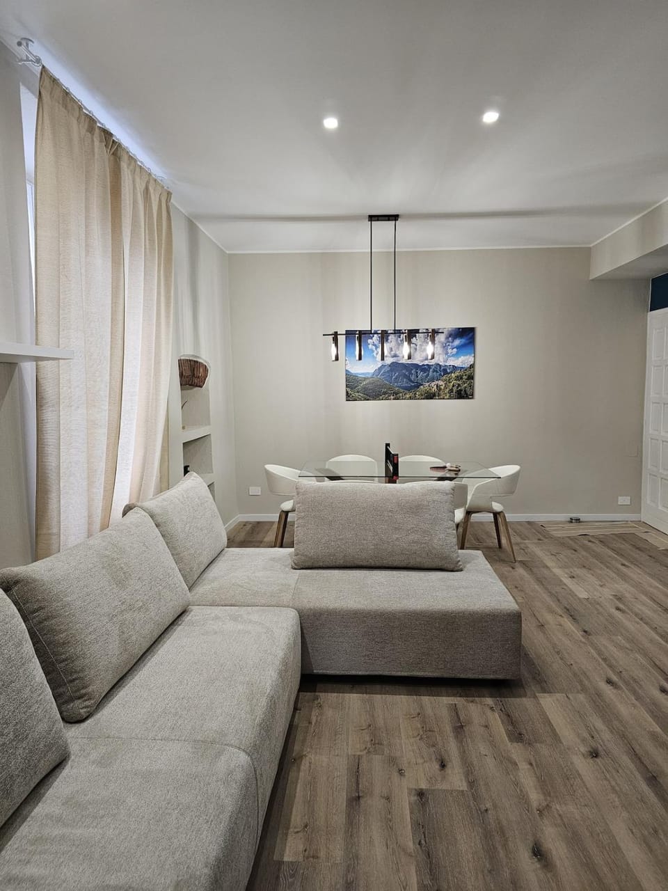 The Tower, Bellavita Como Apartment in Como